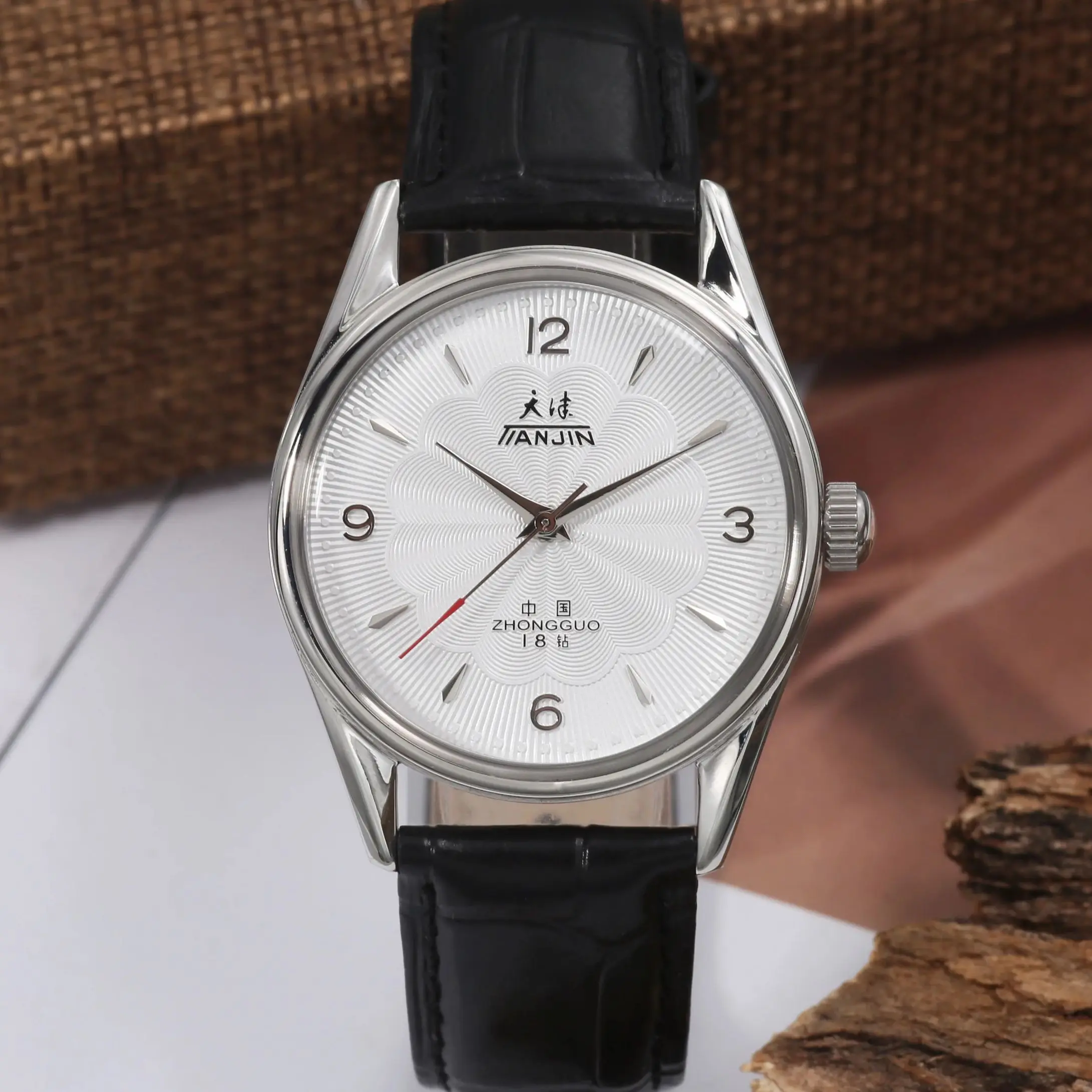 톈진 기계식 시계 남성용 수동 와인딩 시계 상하이 81 - Seiko Watch Presage 리뷰 및 가격